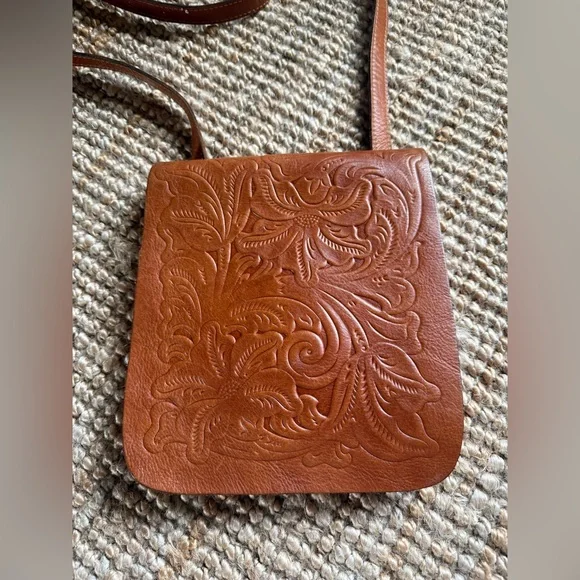 Patricia Nash Granada Brown Leather Crossbody Bag. - Picture 2 of 12